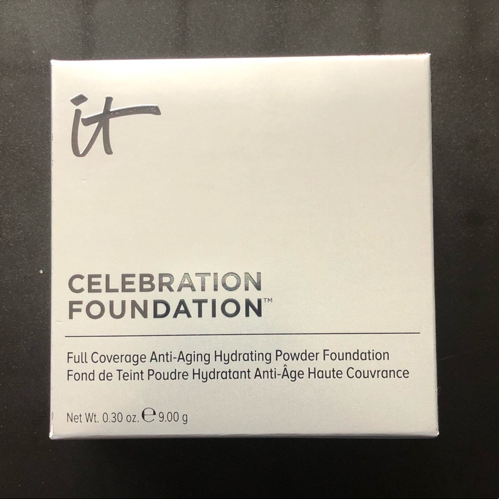 IT cosmetics celebration foundation powder